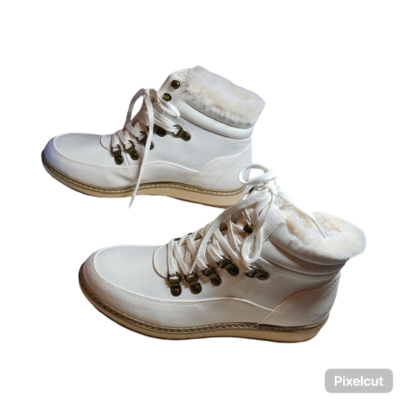 NWOT Size 7.6 White Mountain White Winter Boots with faux fur - Picture 4 of 10